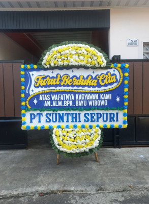 Papan Bunga Duka di Tanjung Batu