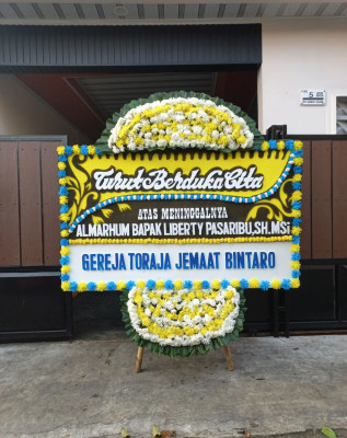 Papan Bunga Duka di Tanjung Batu